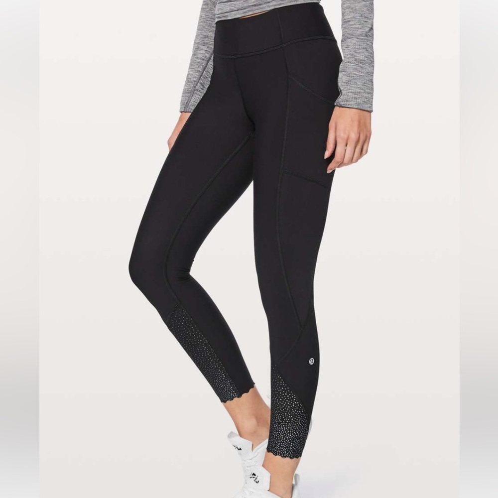 Lululemon Tight Stuff 23” Leggings